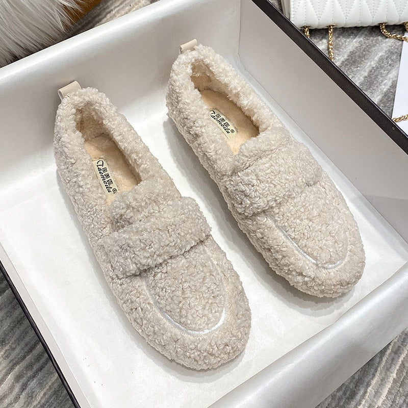 Alice™ | Stylish Fuzzy Winter Loafers